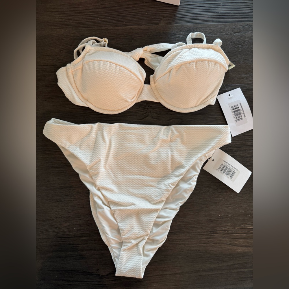 Dippin Daisy Cream Textured Bikini Set